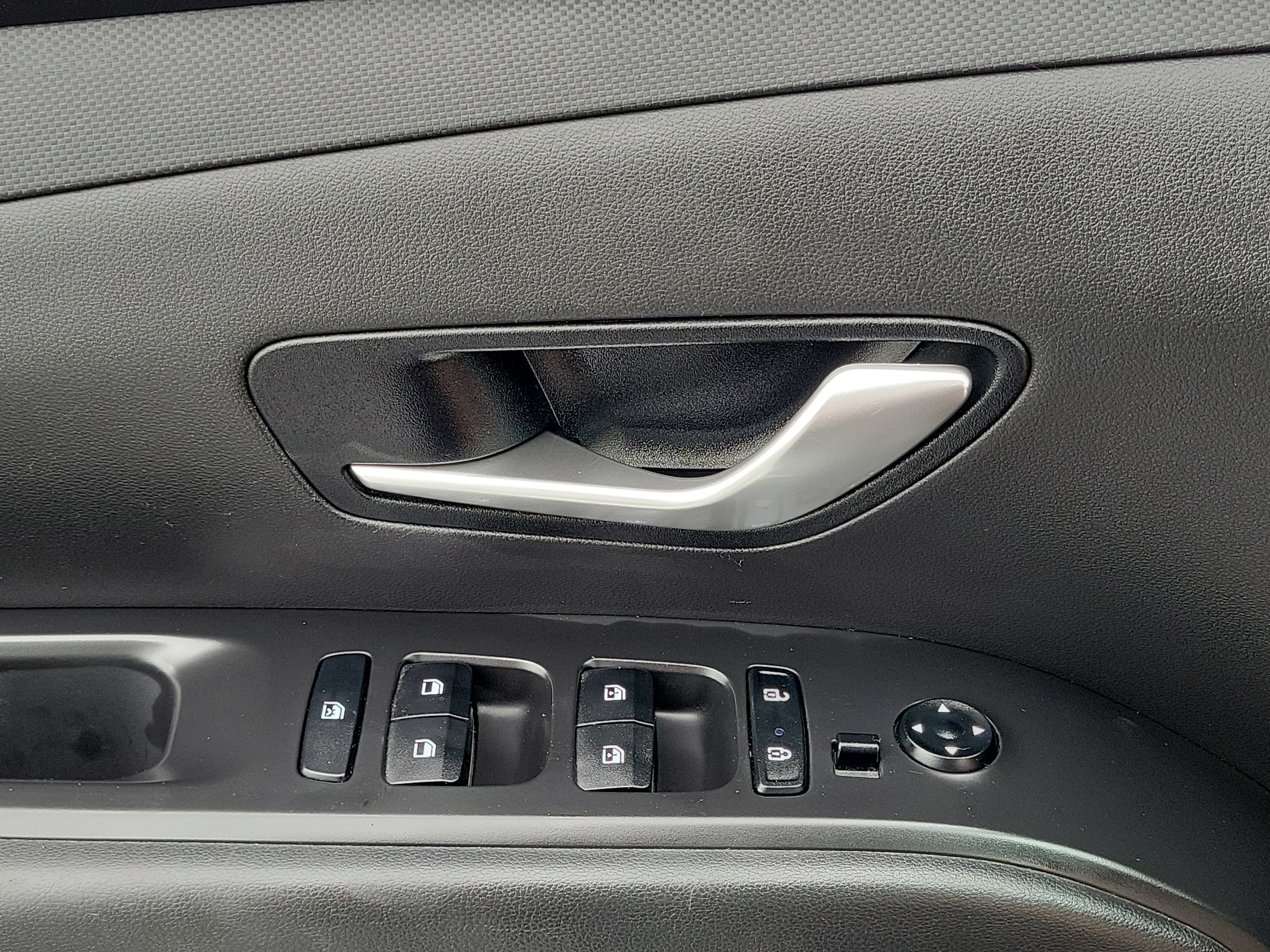Certified 2024 Hyundai Tucson SEL FWD image 12