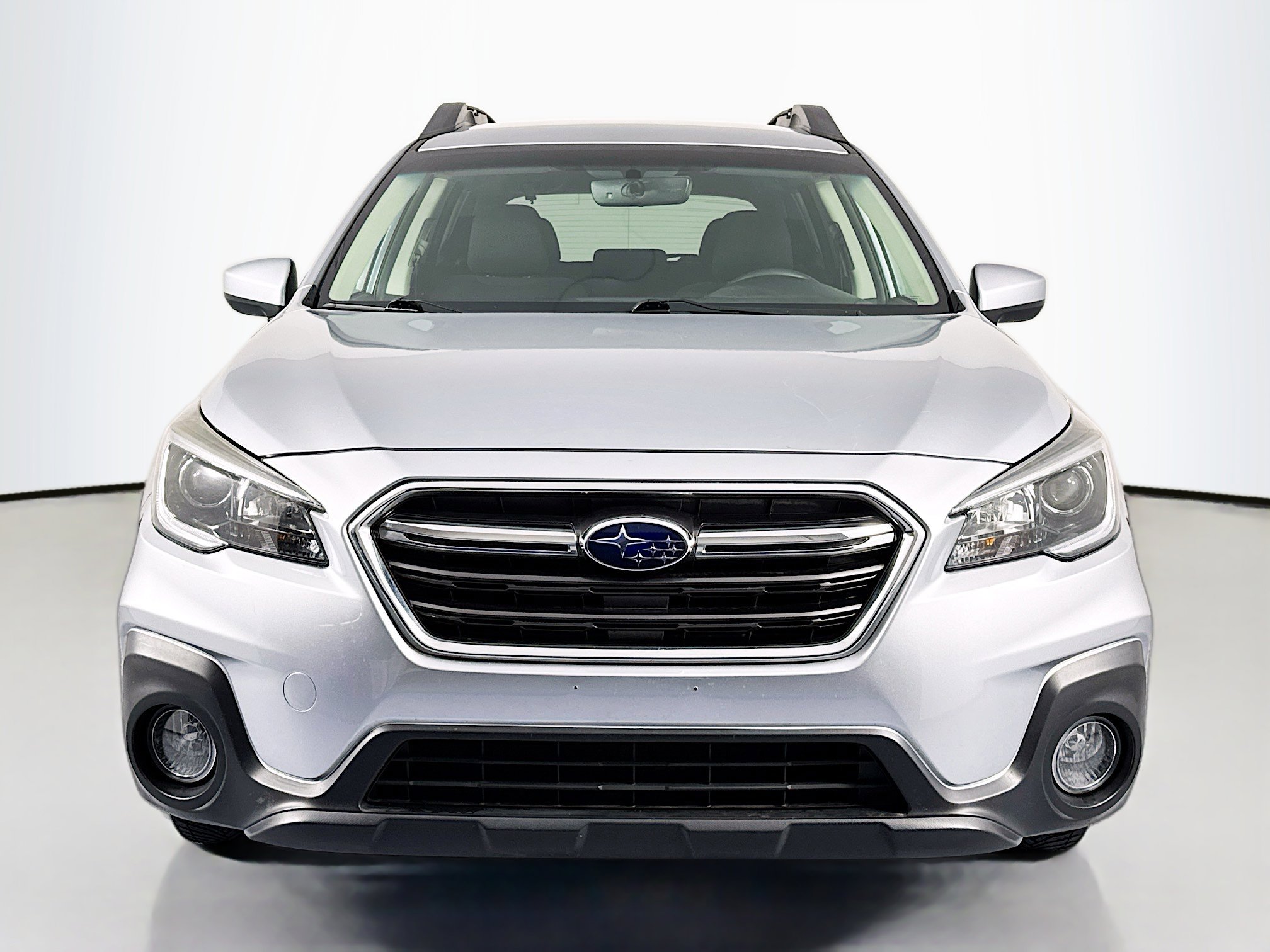 Used 2018 Subaru Outback 2.5i Premium image 2