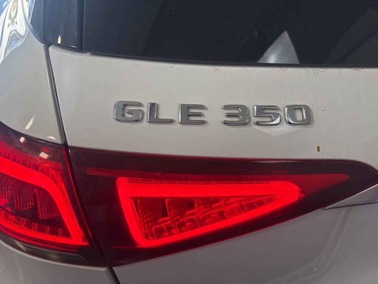 Used 2021 Mercedes-Benz GLE 350 w/ Premium Package image 11