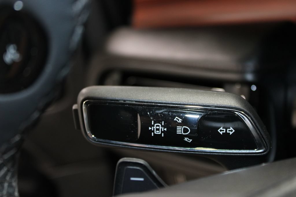 Used 2024 Lincoln Aviator Reserve w/ Equipment Group 201A RWD image 46