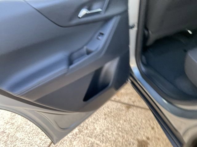 New 2026 Chevrolet Equinox LT image 28