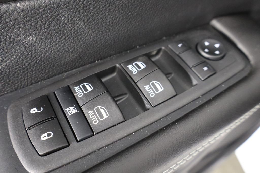 New 2026 Chrysler Pacifica Select image 23