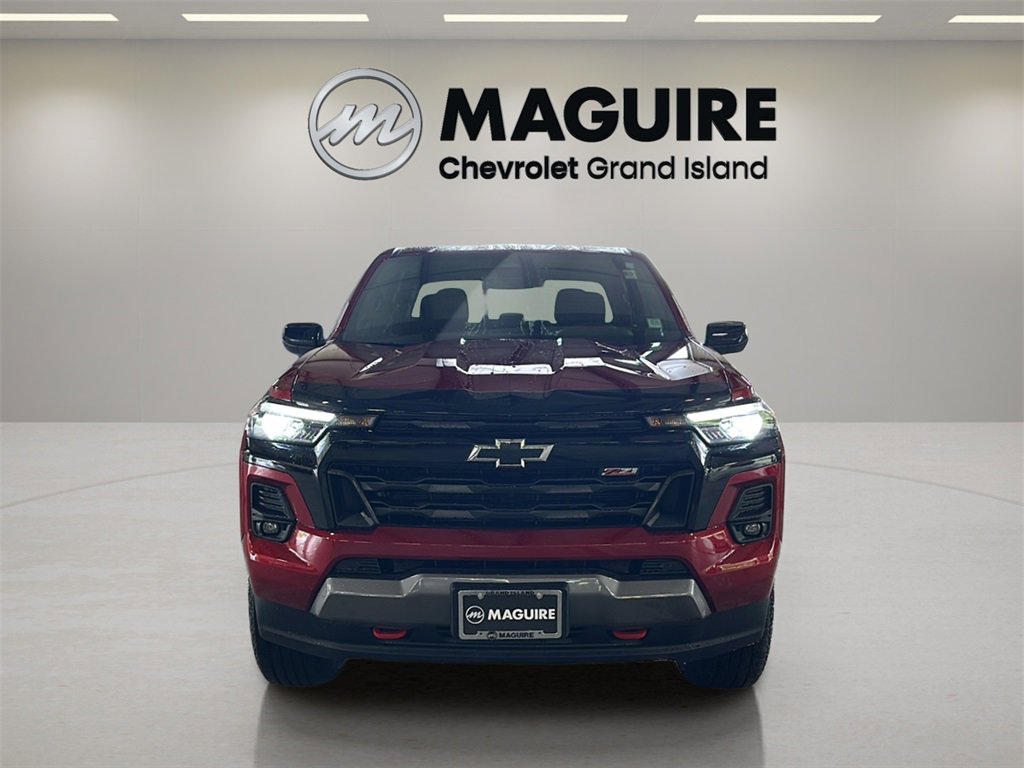 Used 2024 Chevrolet Colorado Z71 w/ Z71 Convenience Package 2 image 8