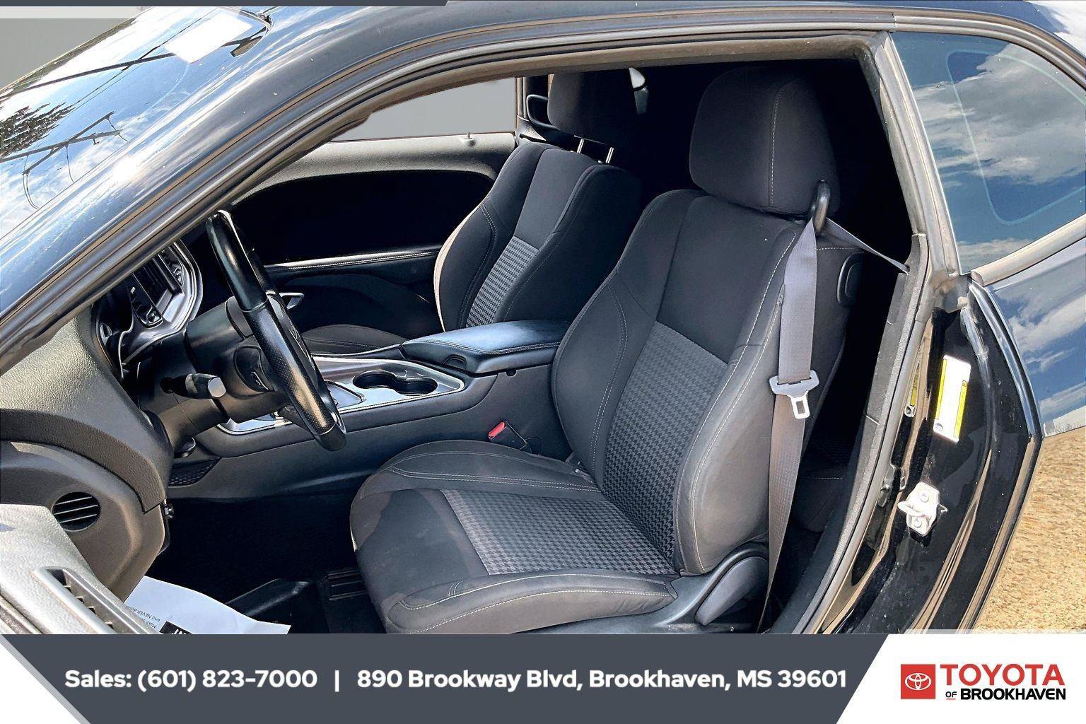 Used 2022 Dodge Challenger SXT w/ Blacktop Package RWD image 18