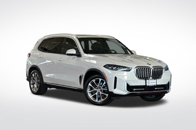 Used 2024 BMW X5 xDrive40i AWD/4WD image 2