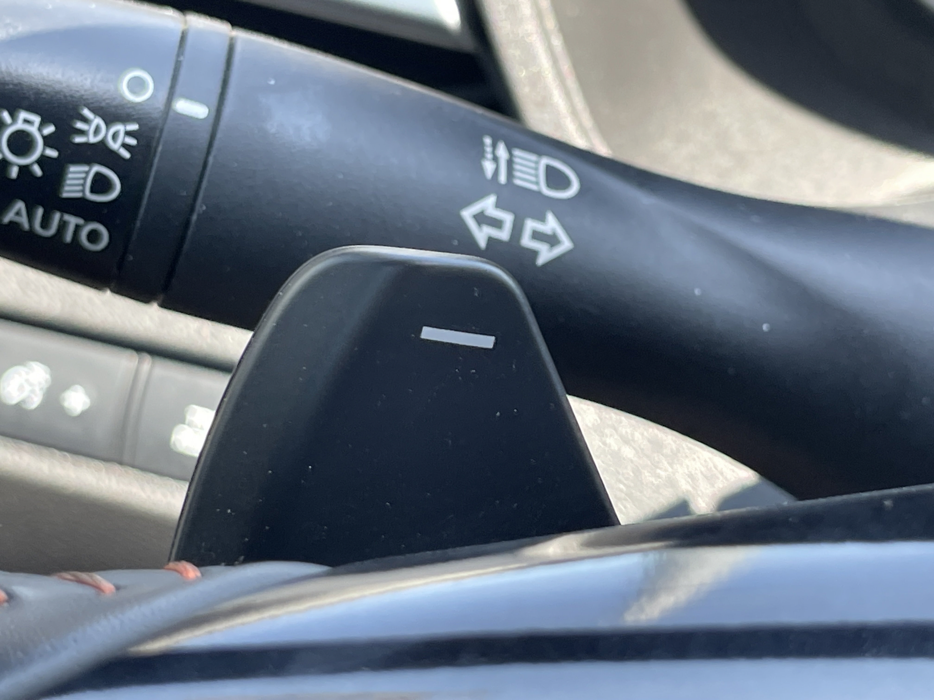 Used 2025 Nissan Altima 2.5 SR FWD image 21