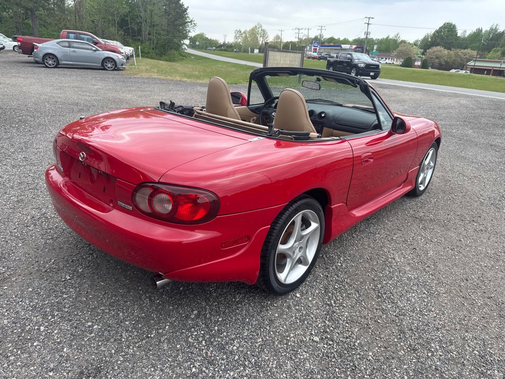 Used 2001 MAZDA MX-5 Miata RWD image 28