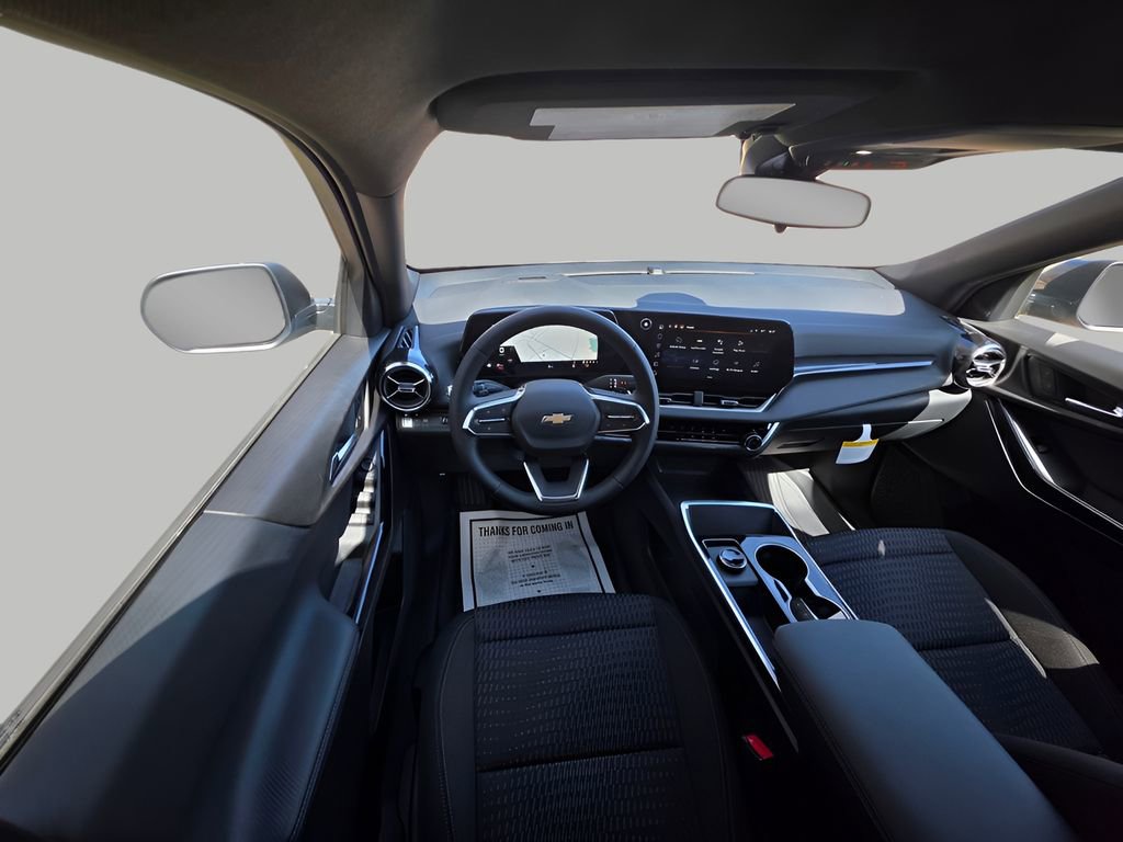 New 2026 Chevrolet Equinox LT w/ LPO, Floor Liner Package image 12