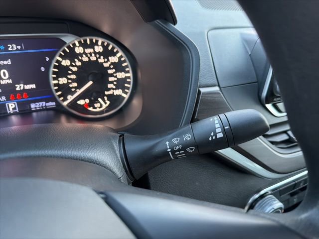 Used 2024 Nissan Altima 2.5 SV image 33