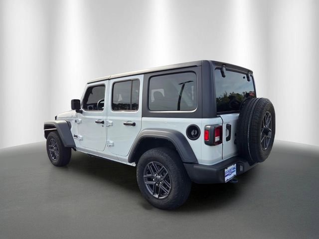 Used 2025 Jeep Wrangler Unlimited Sport AWD/4WD image 3