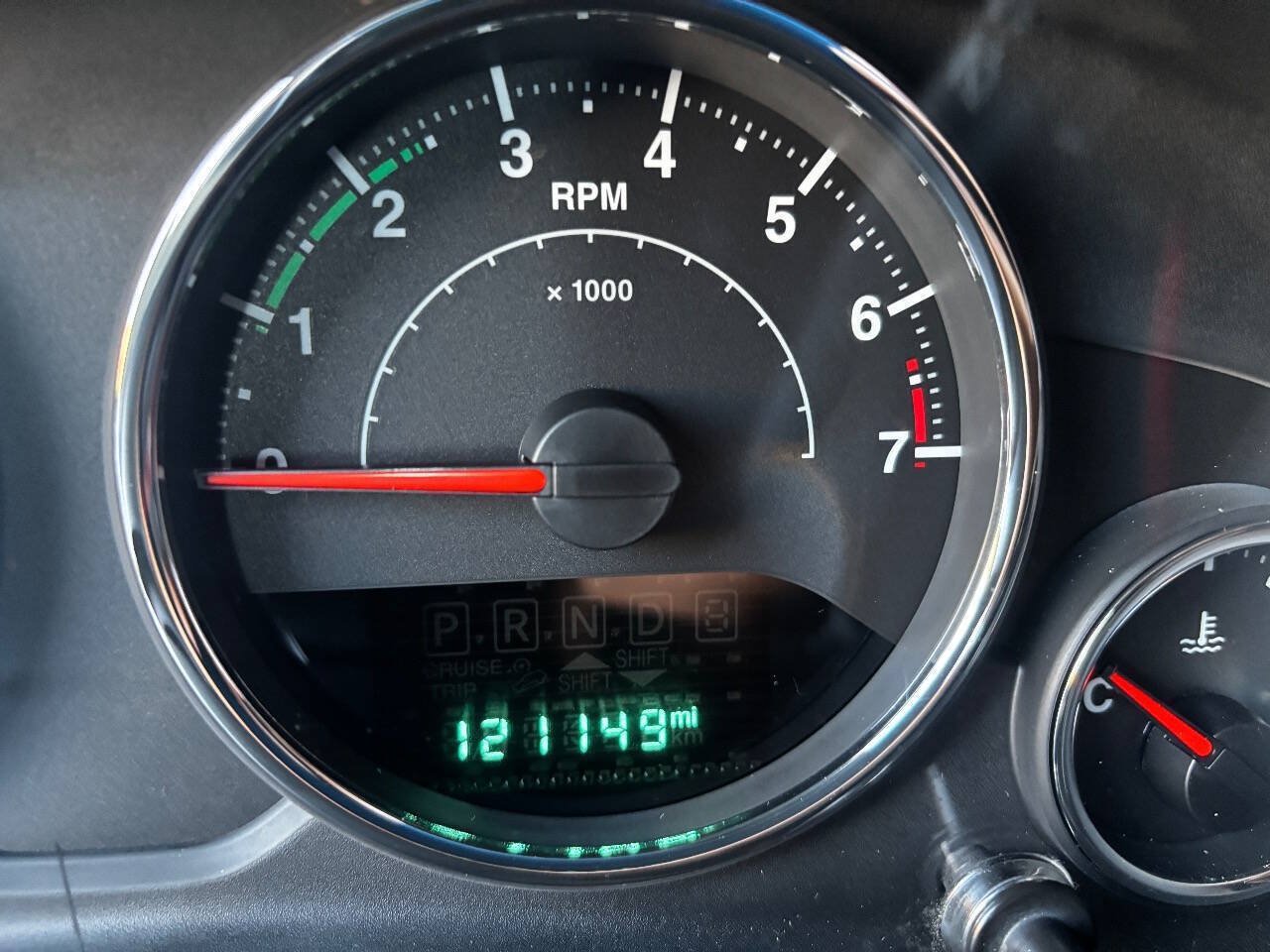 Used 2015 Jeep Wrangler Unlimited Rubicon w/ Connectivity Group AWD/4WD image 24