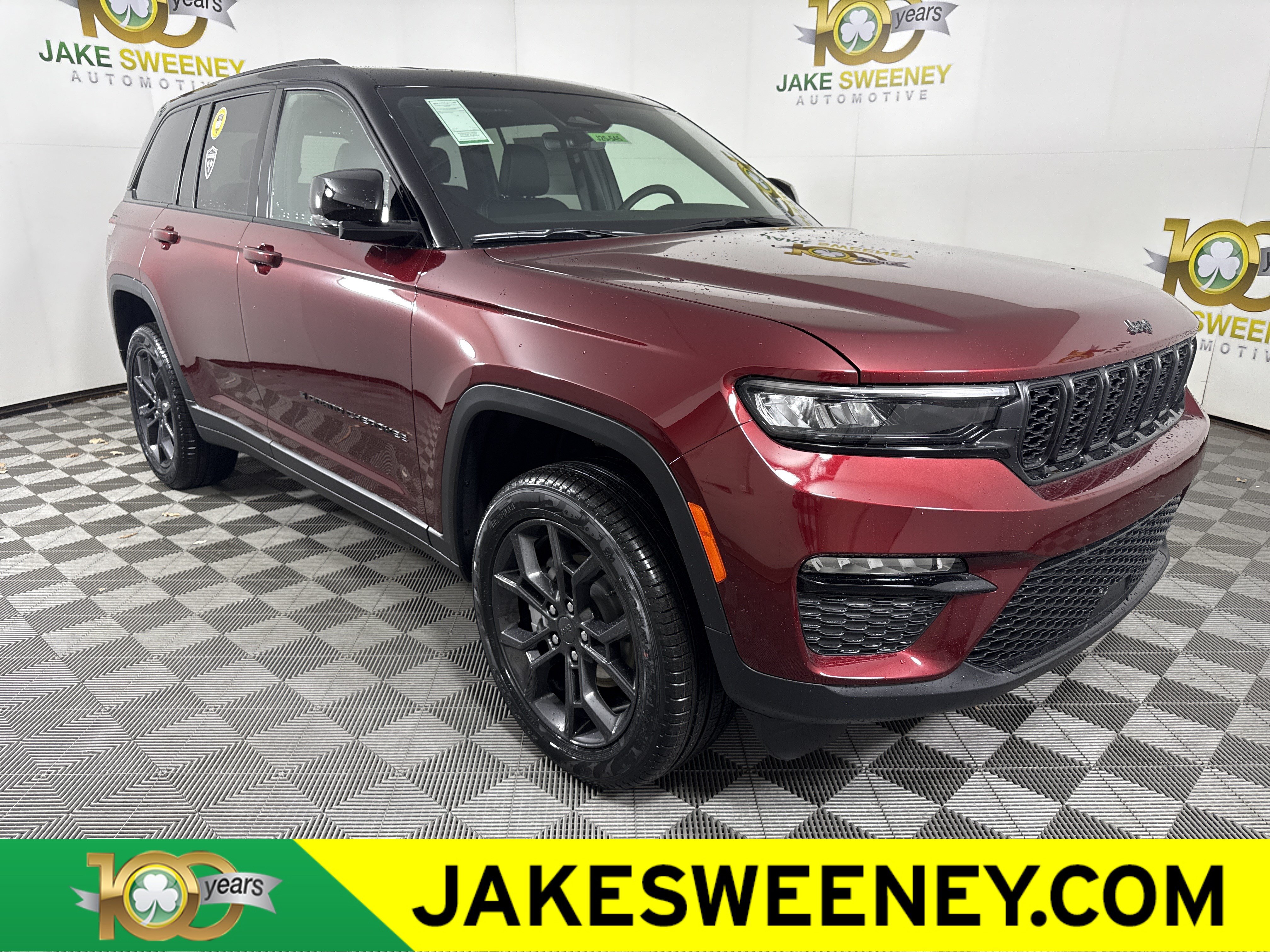 New 2025 Jeep Grand Cherokee Limited AWD/4WD image 1