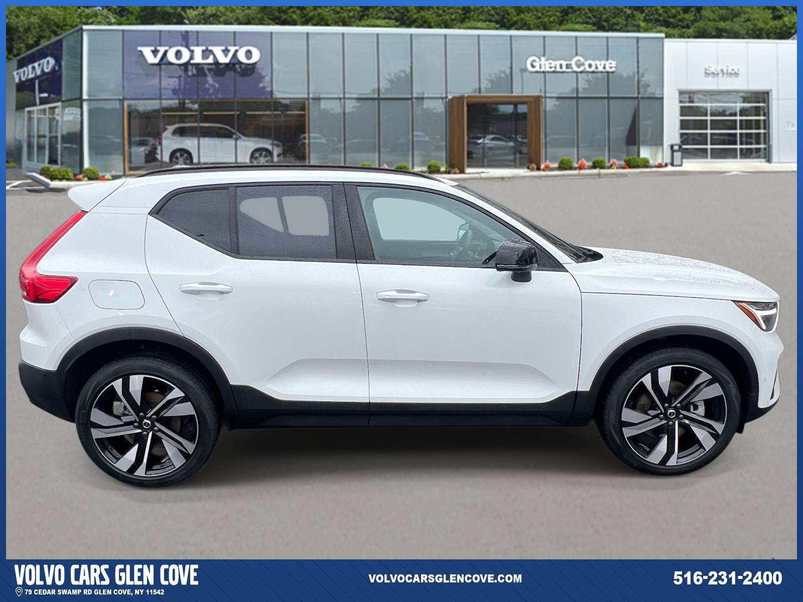 Used 2026 Volvo XC40 B5 Ultra w/ Climate Package AWD/4WD image 3