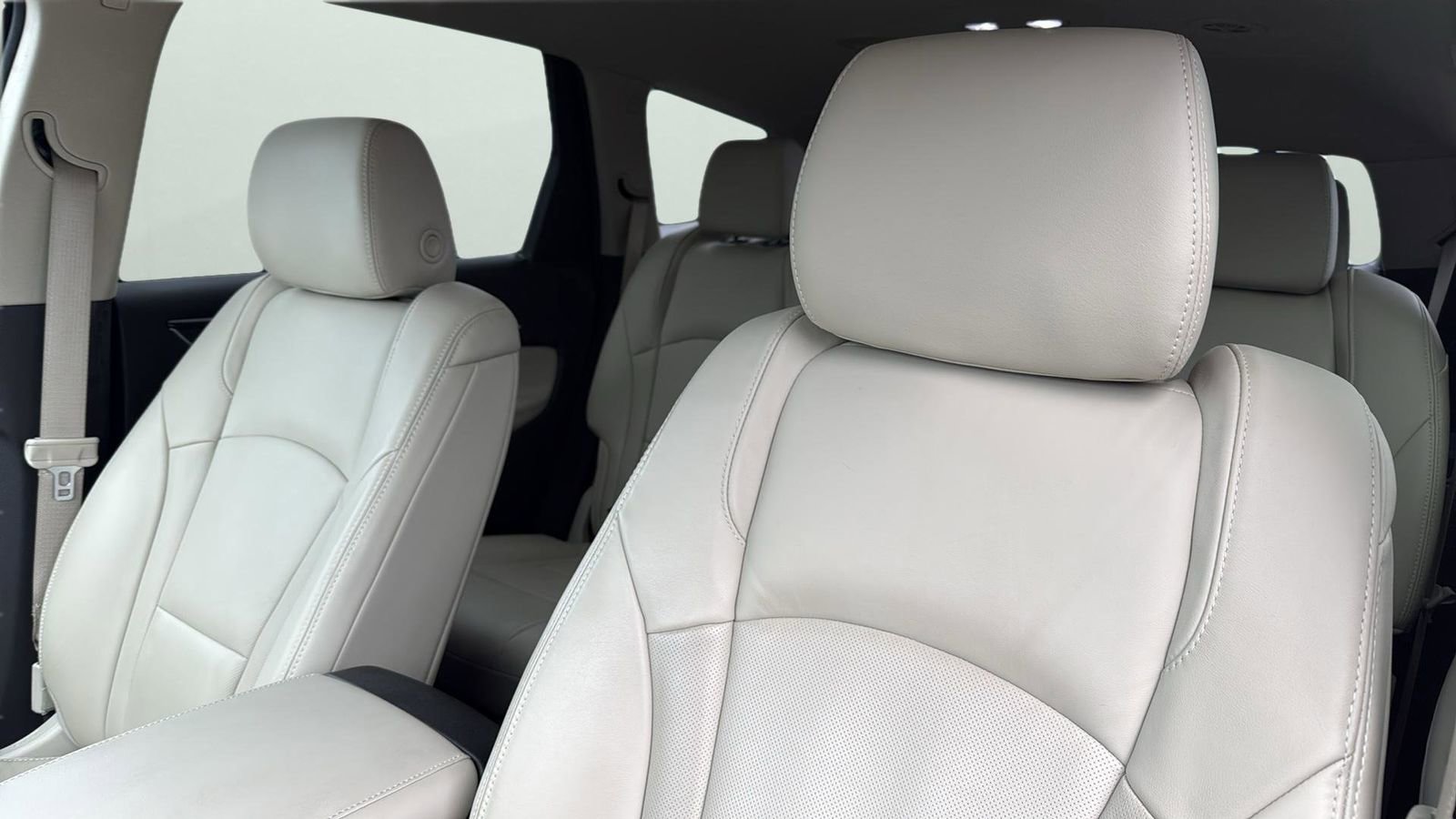 Used 2021 Buick Enclave Premium w/ Surround and Sites Package image 10