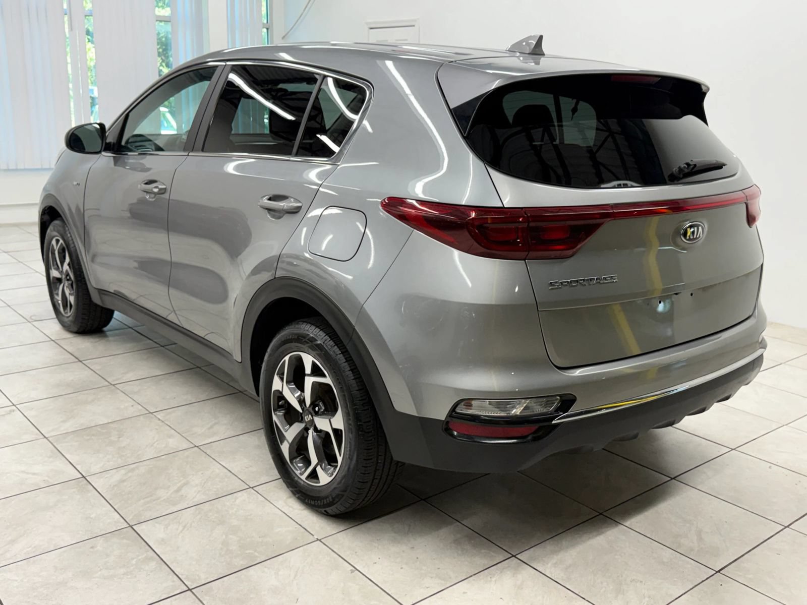 Used 2022 Kia Sportage LX AWD/4WD image 7