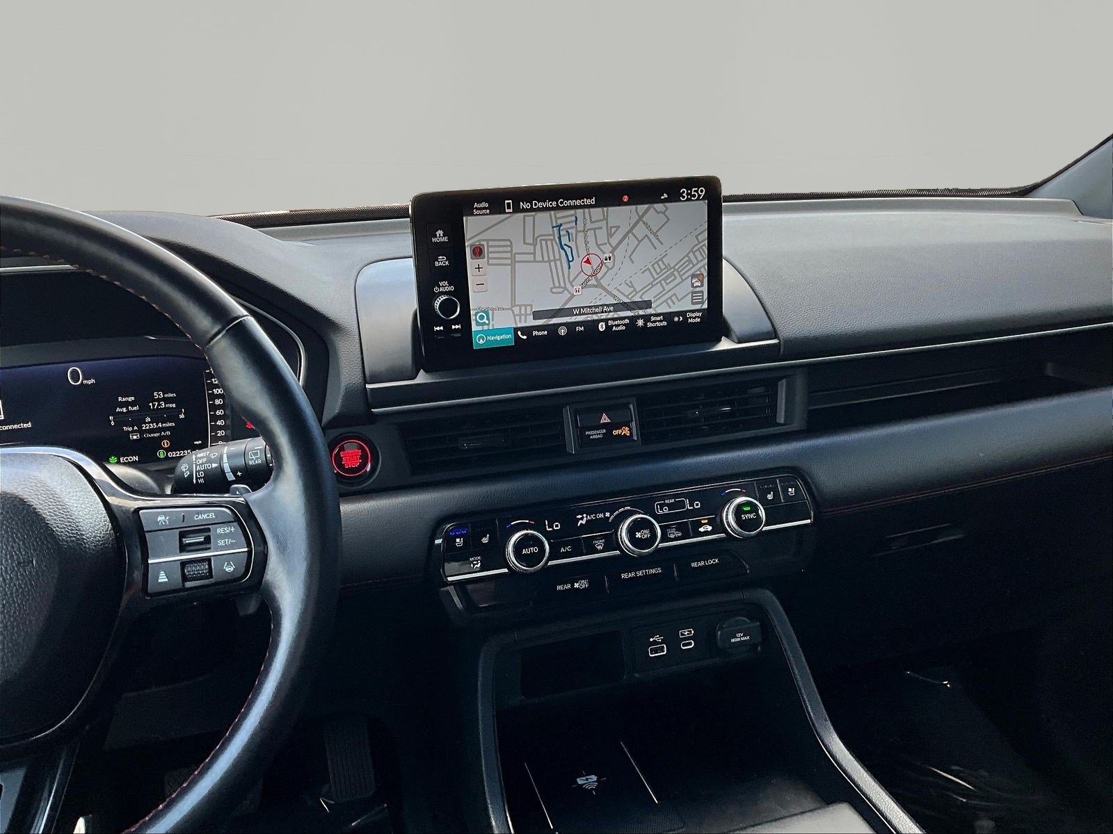Used 2025 Honda Pilot Black Edition image 9