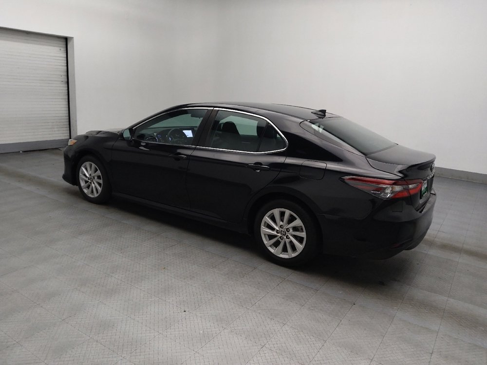 Used 2023 Toyota Camry LE image 3