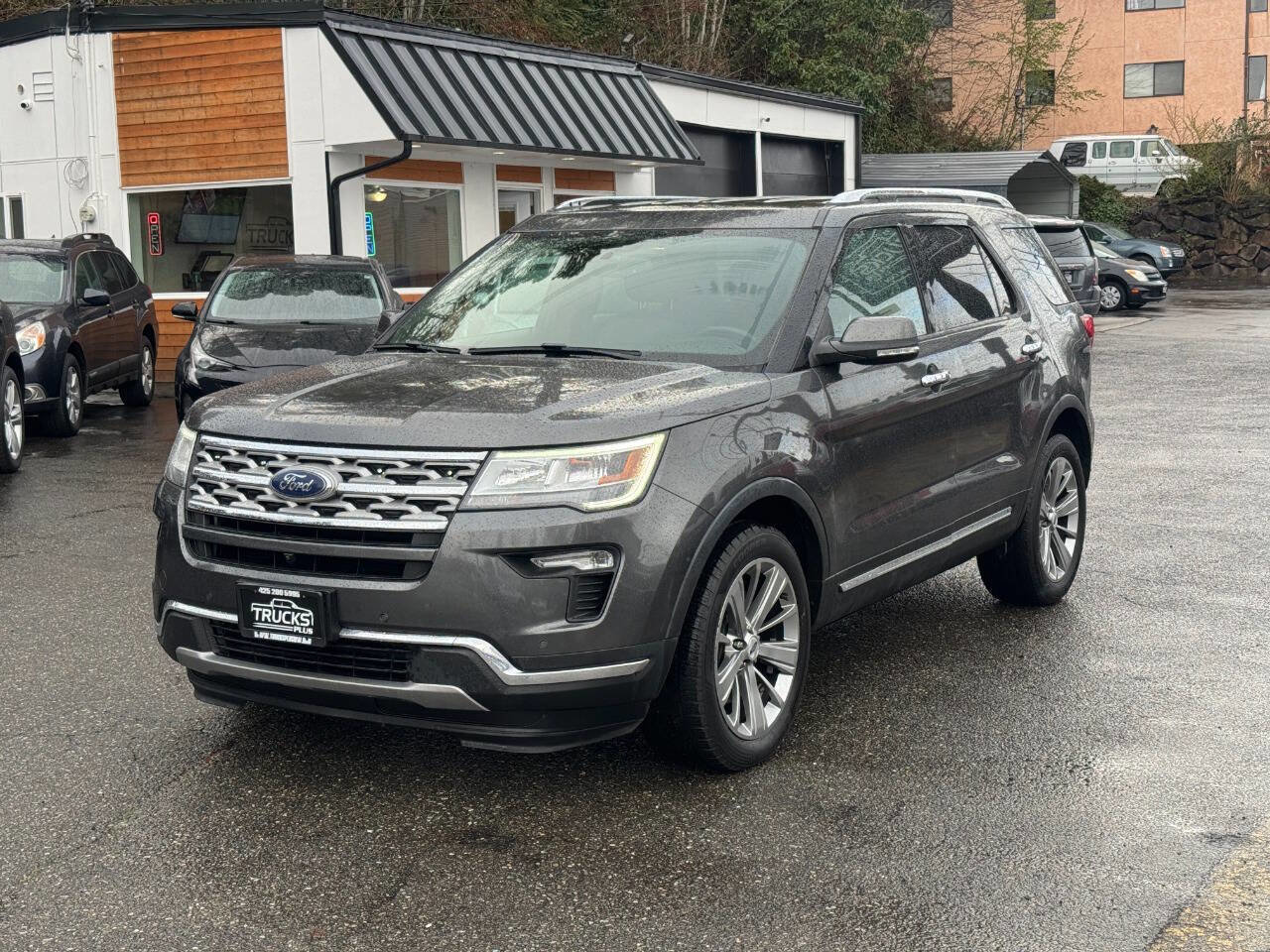Used 2018 Ford Explorer Limited image 1