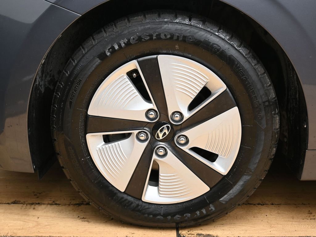 Used 2018 Hyundai Ioniq Blue image 13