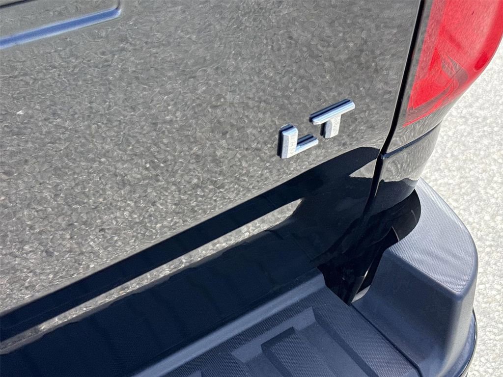 Used 2022 Chevrolet Colorado LT w/ Fleet Safety Package image 27