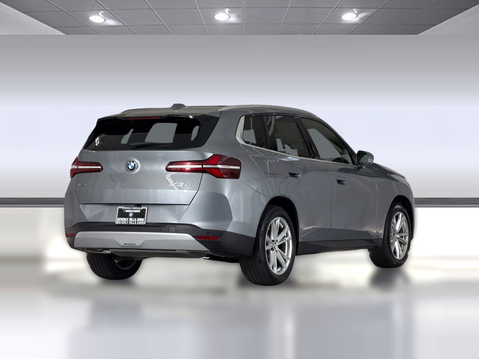 Used 2025 BMW X3 xDrive30i w/ Premium Package AWD/4WD image 9