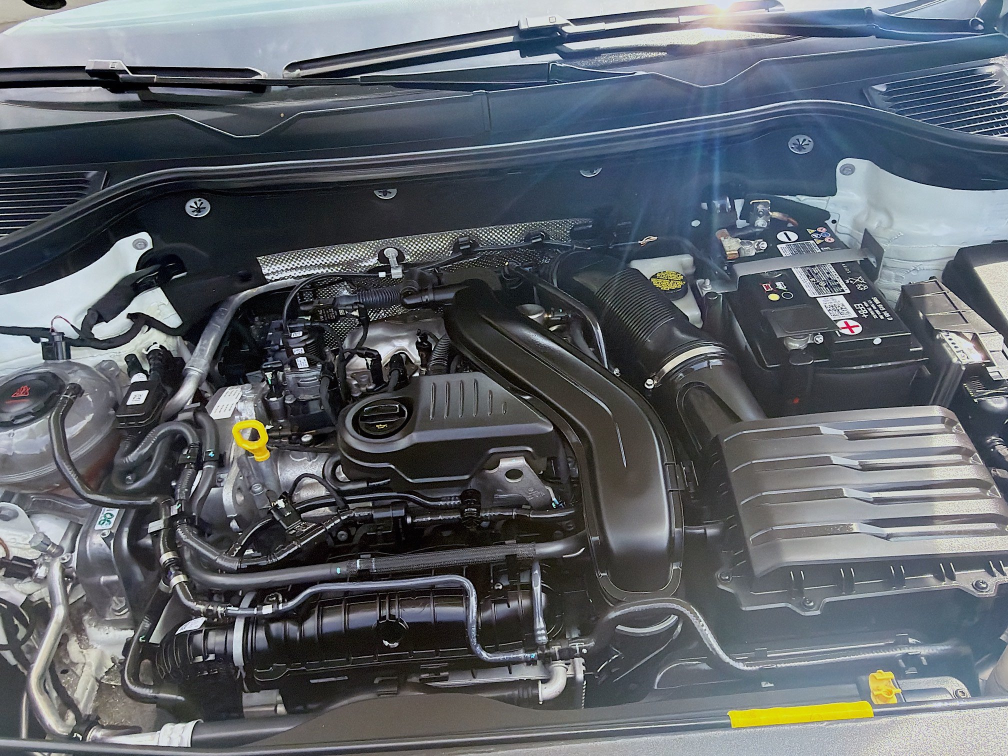 Certified 2023 Volkswagen Taos S FWD image 34