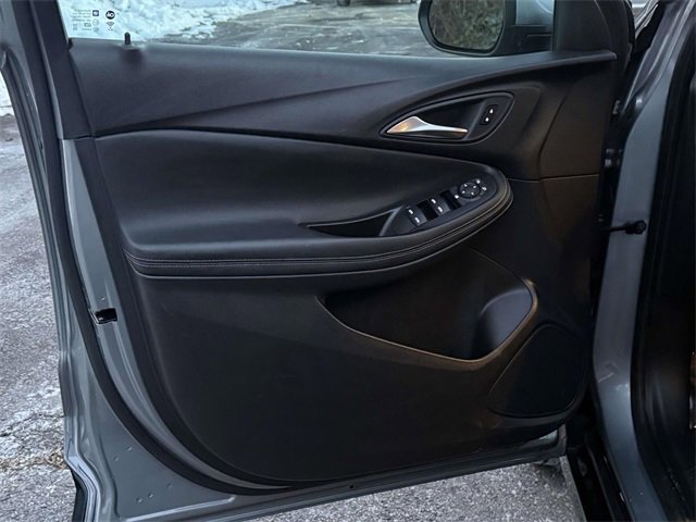 Certified 2024 Buick Encore GX Sport Touring image 8