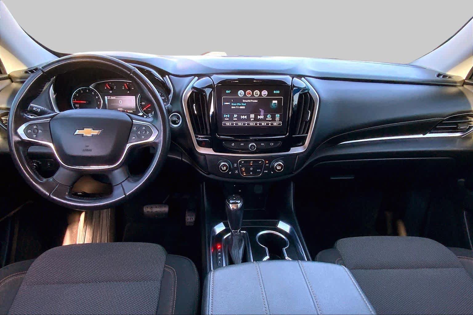 Used 2019 Chevrolet Traverse LT FWD image 16