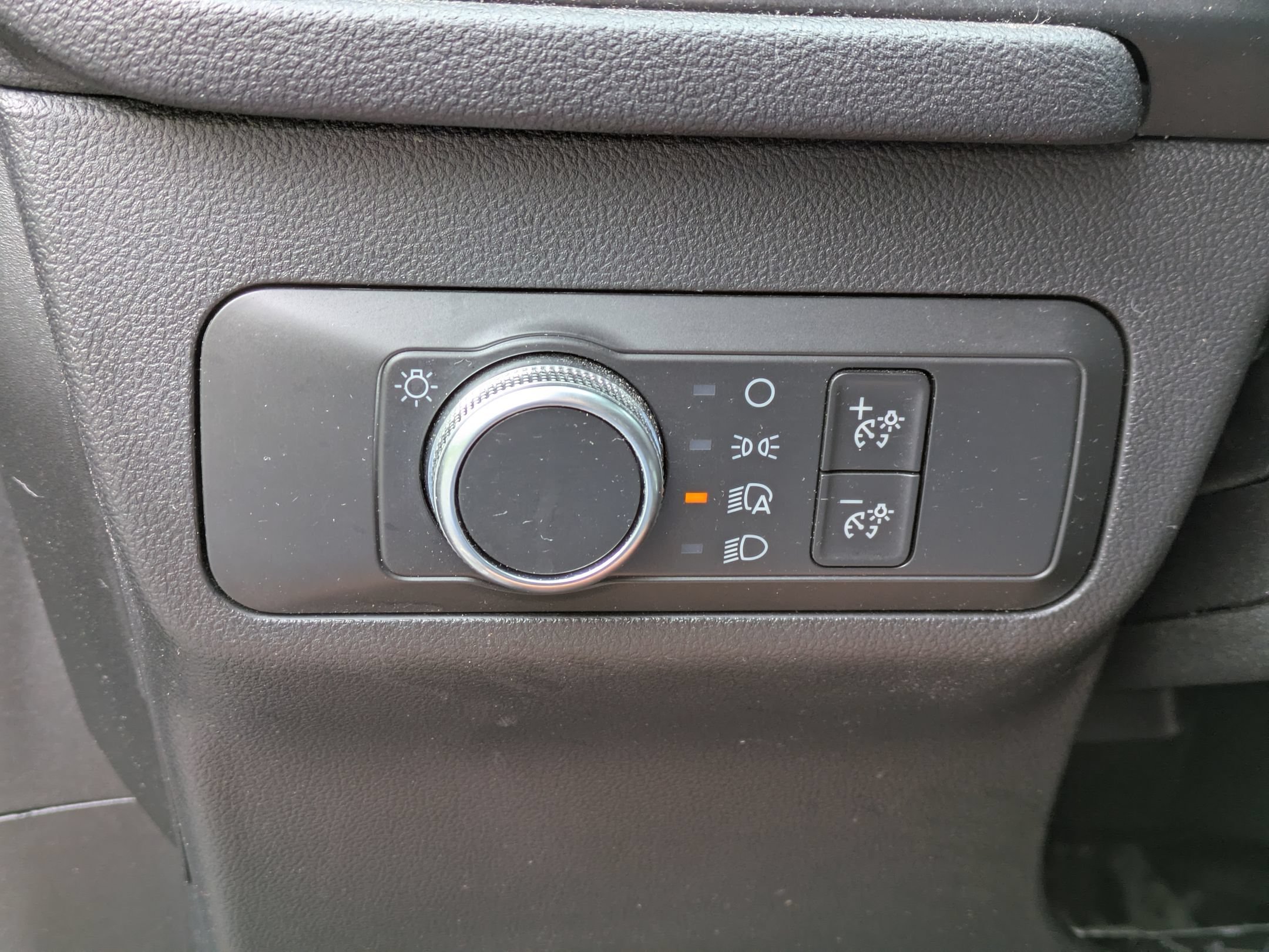Used 2021 Ford Escape SE AWD/4WD image 14