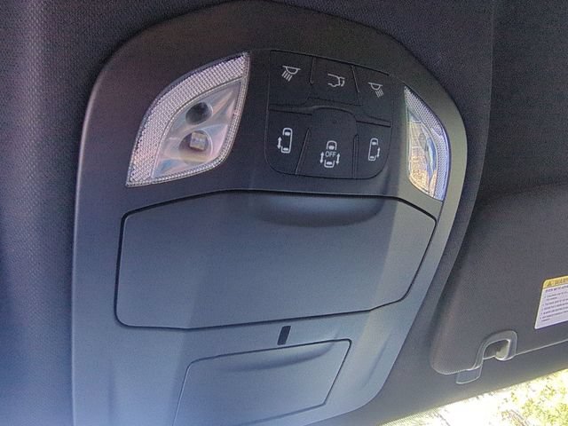 New 2026 Chrysler Pacifica Select w/ S Appearance Package FWD image 34