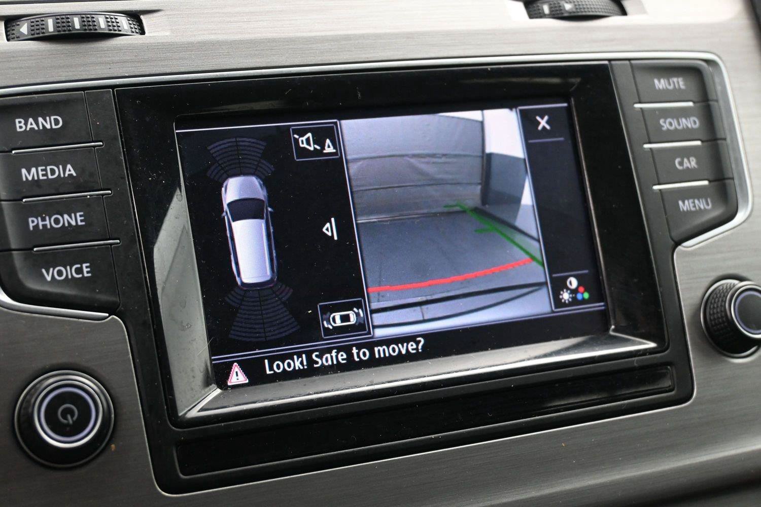 Used 2015 Volkswagen Golf SE FWD image 7
