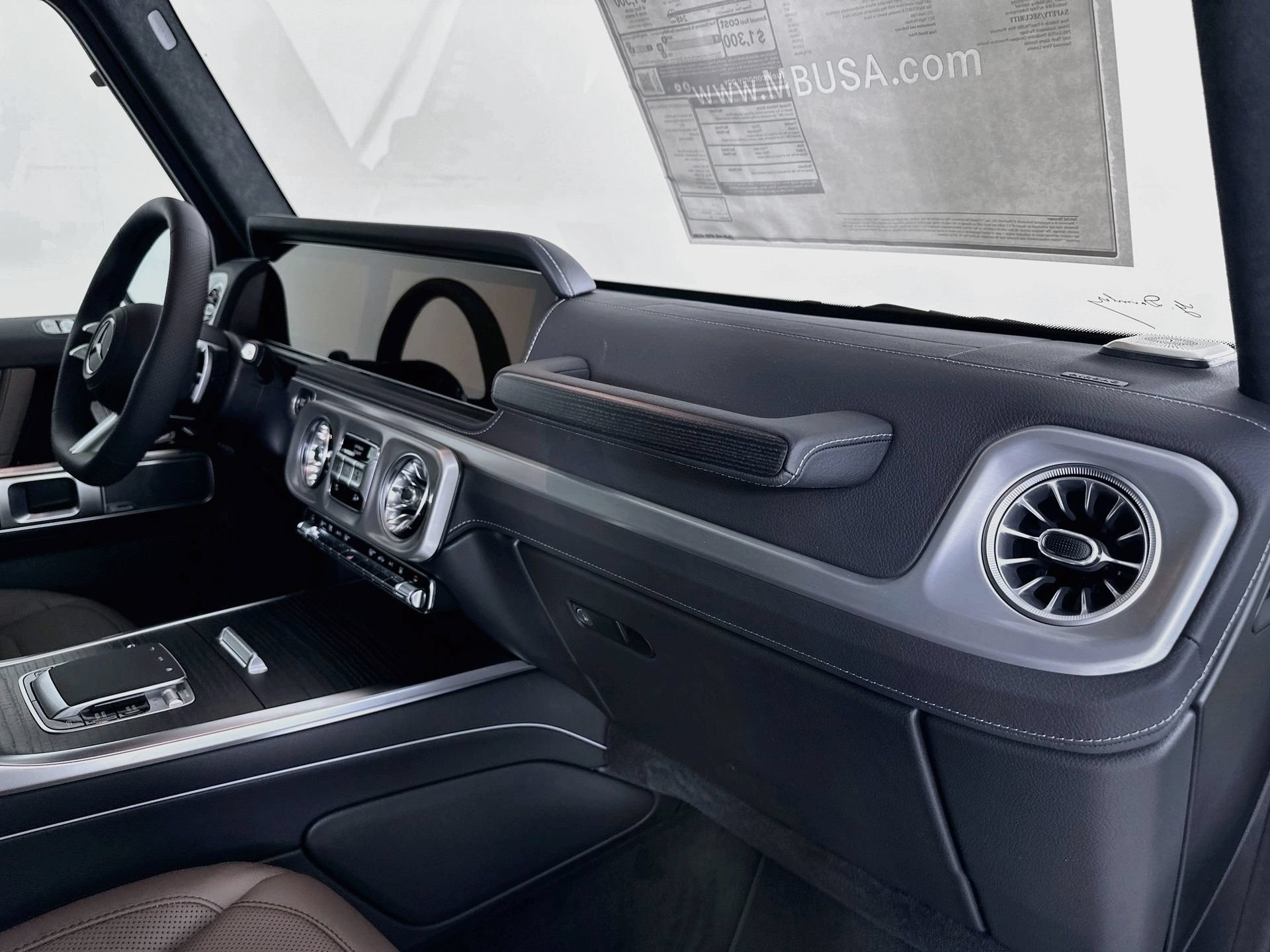 New 2027 Mercedes-Benz G 580 e image 32