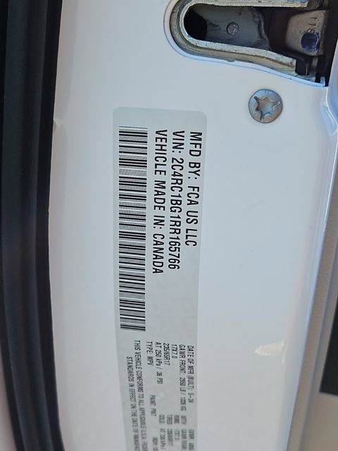 Used 2024 Chrysler Pacifica Touring-L image 28