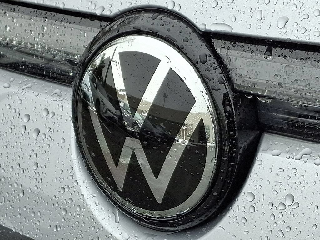 Certified 2025 Volkswagen Tiguan S AWD/4WD image 30