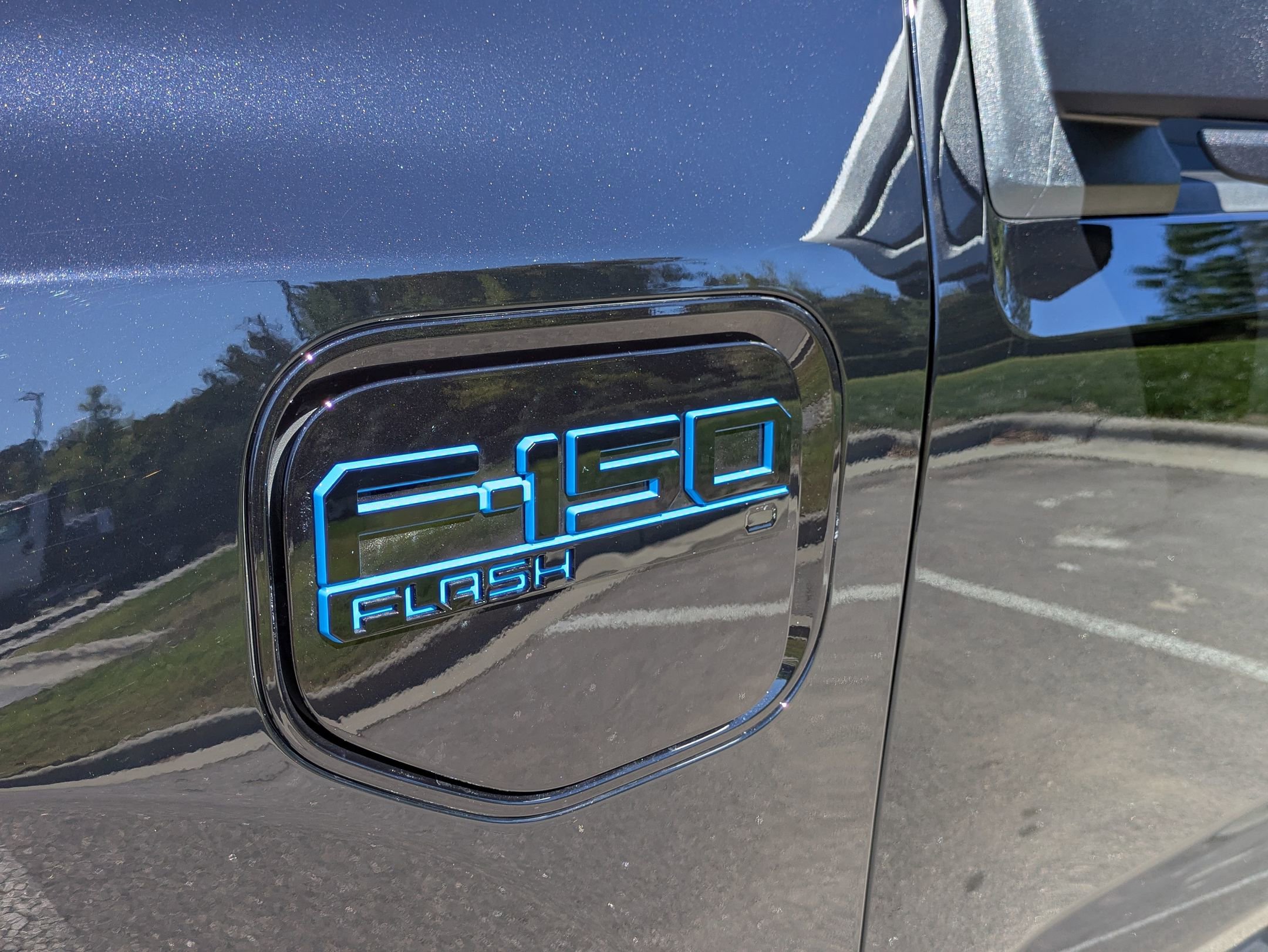 Certified 2025 Ford F150 Lightning Flash w/ Max Trailer Tow Package image 12