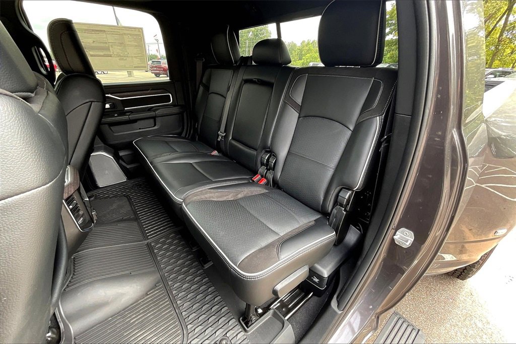 New 2025 RAM 3500 Laramie image 10