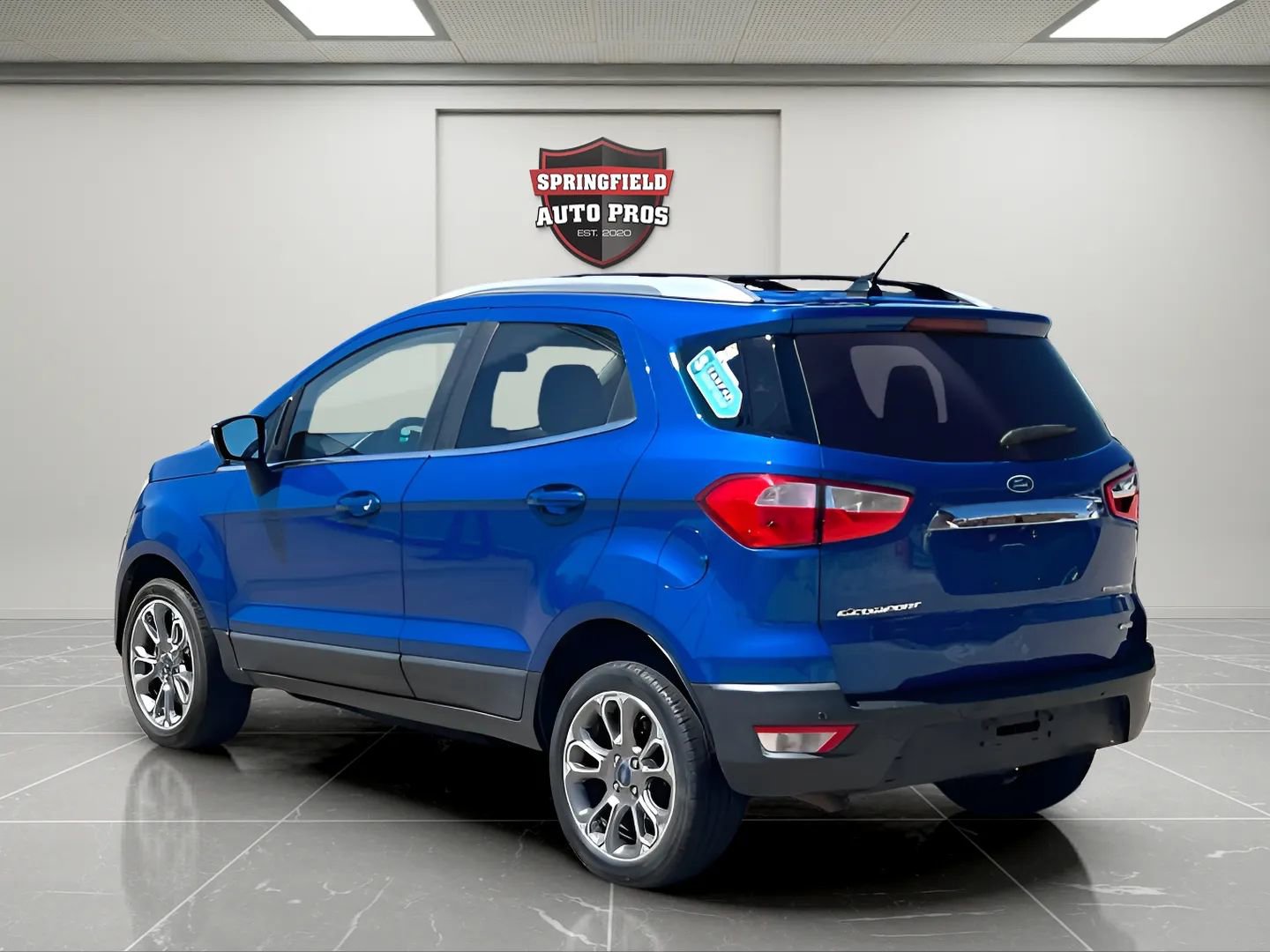 Used 2018 Ford EcoSport Titanium w/ Titanium Cold Weather Package image 3