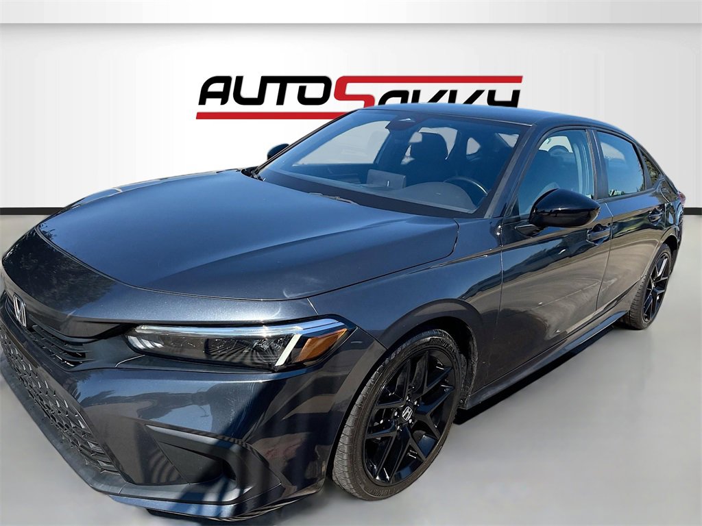 Used 2023 Honda Civic Sport image 3