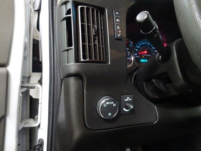 Used 2021 Chevrolet Express 2500 w/ Driver Convenience Package image 23