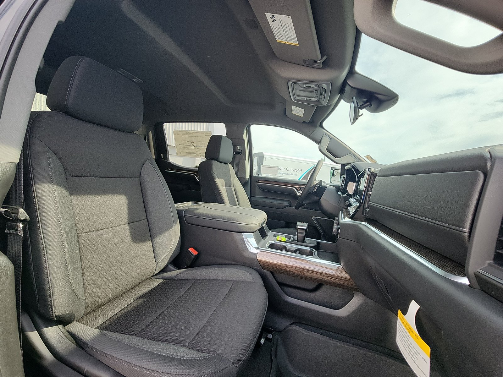 New 2026 Chevrolet Silverado 1500 RST w/ Z71 Off-Road Package AWD/4WD image 22