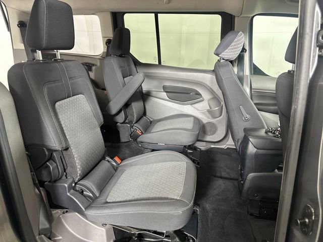Used 2020 Ford Transit Connect XLT image 27