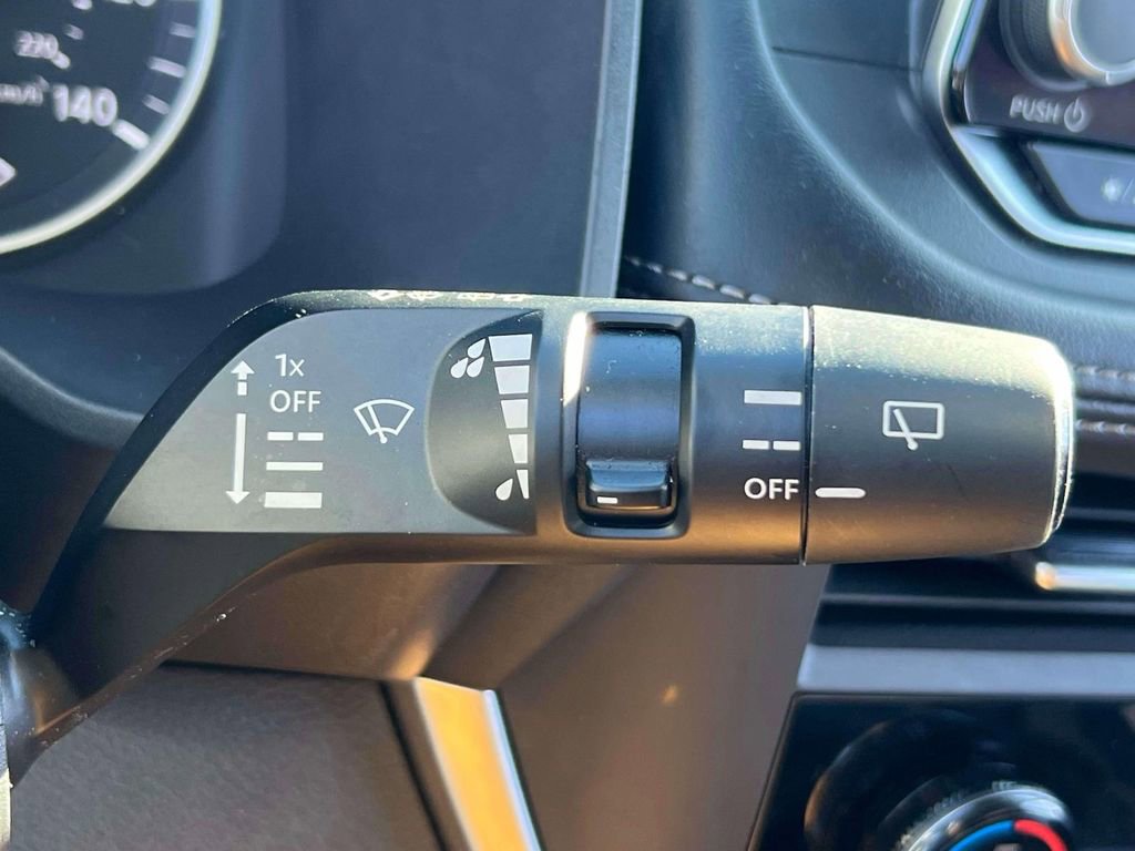 Certified 2024 Nissan Rogue SV image 24