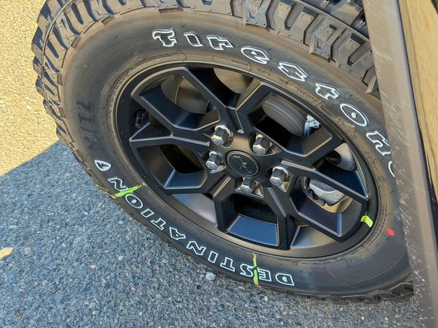 New 2026 Jeep Gladiator Sport AWD/4WD image 12