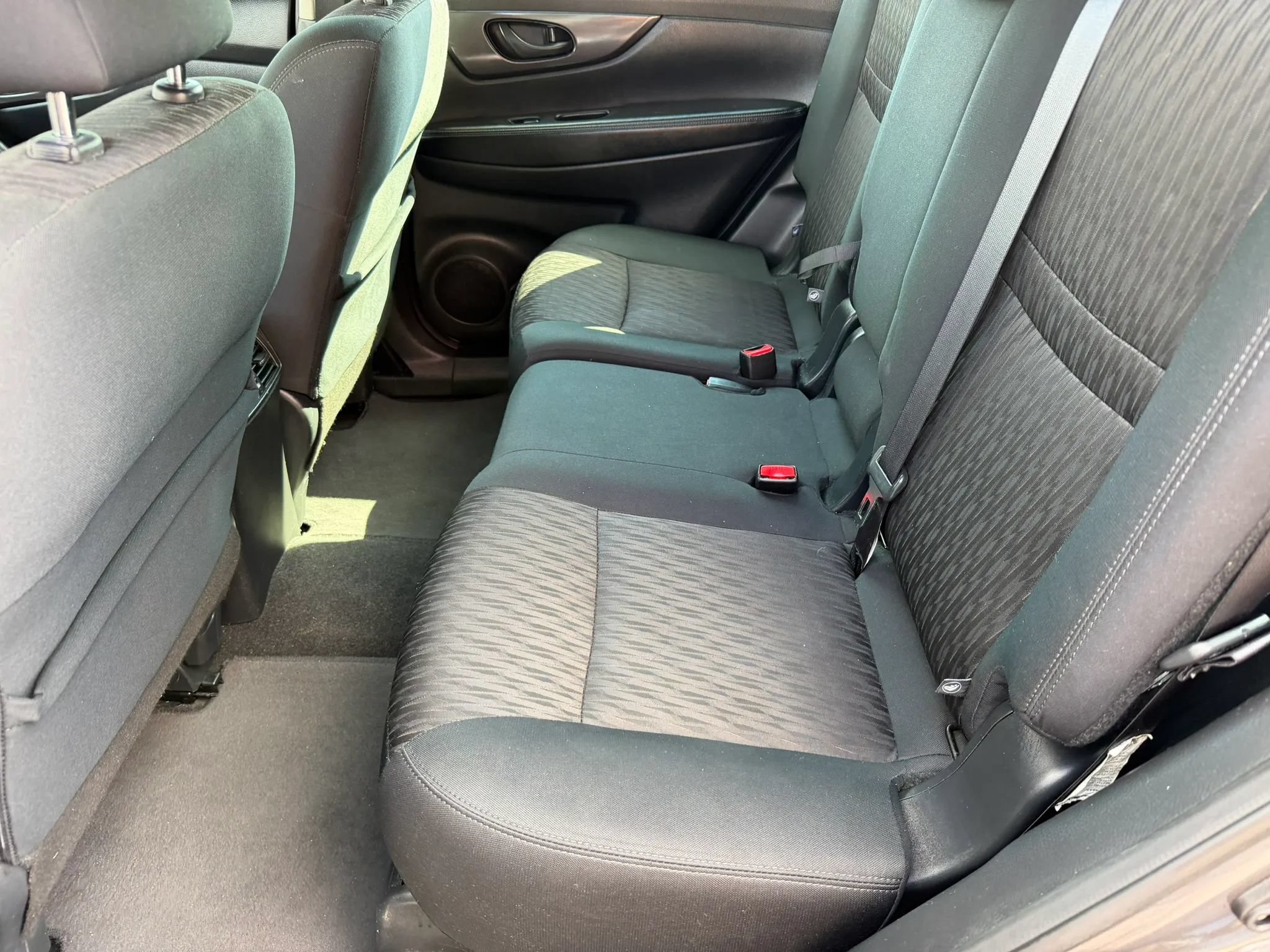 Used 2020 Nissan Rogue S AWD/4WD image 11