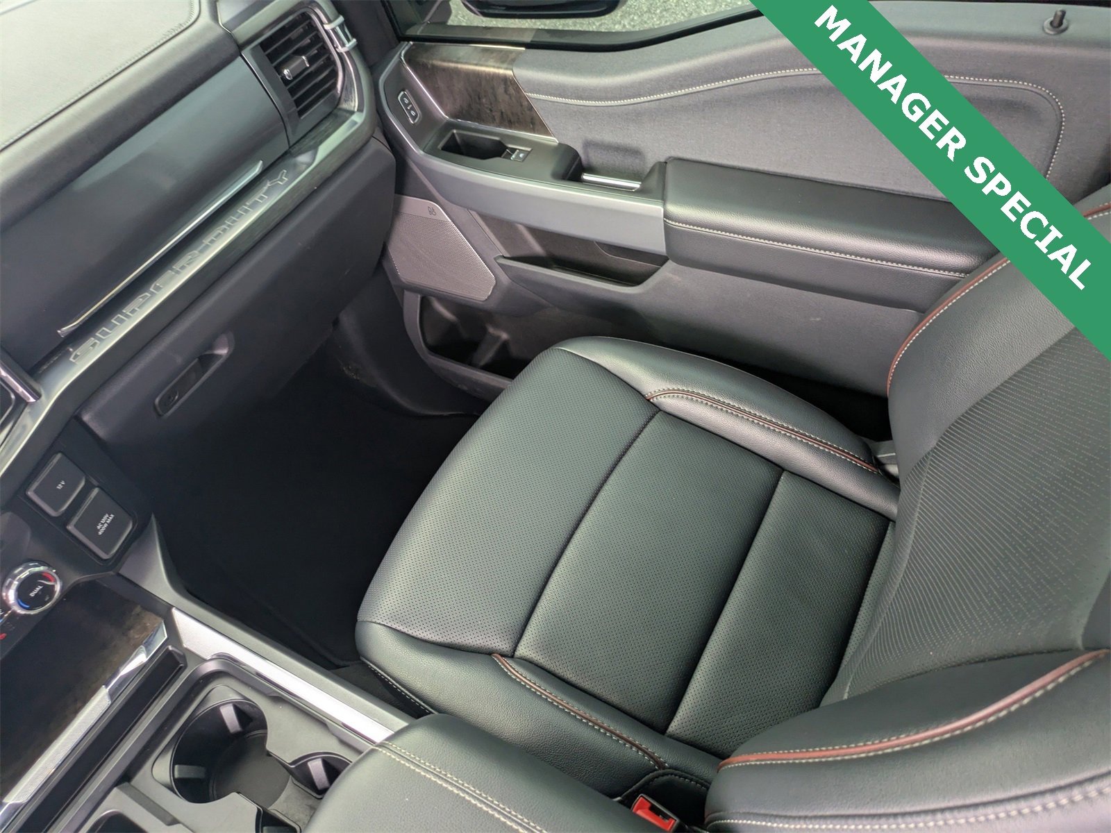 Used 2024 Ford F250 Lariat image 17