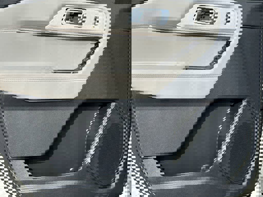 New 2026 Ford Explorer Active w/ Active Comfort Package image 11