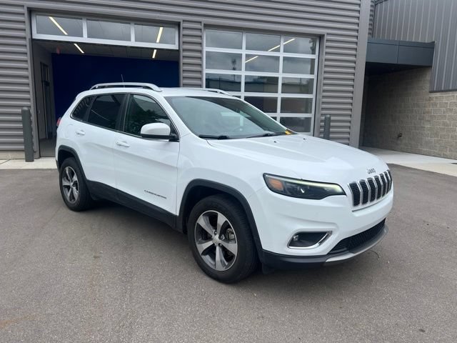 Used 2019 Jeep Cherokee Limited AWD/4WD image 3