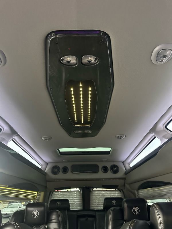Used 2019 GMC Savana 2500 Extended image 15
