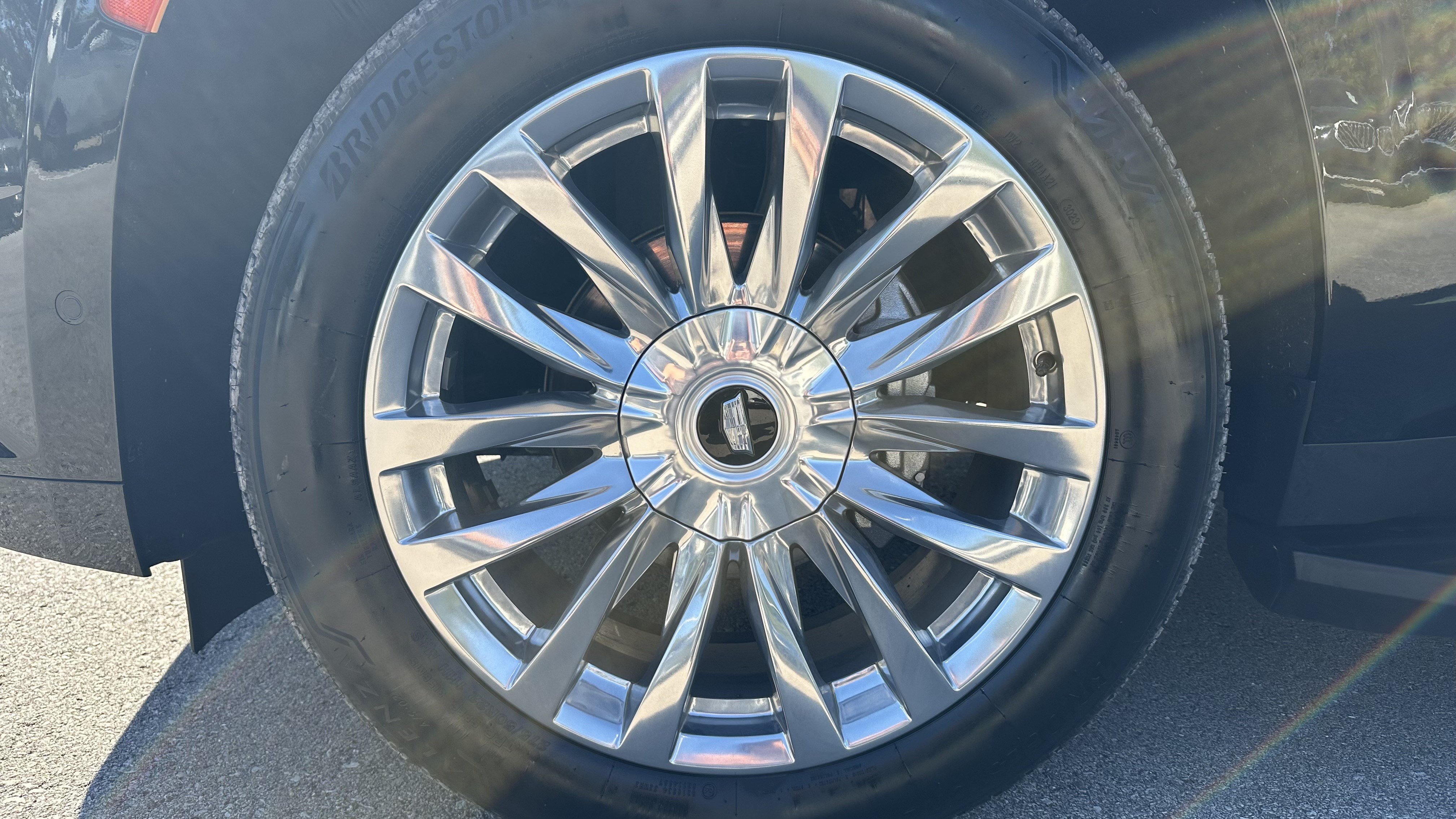 Used 2022 Cadillac Escalade Premium Luxury Platinum AWD/4WD image 12