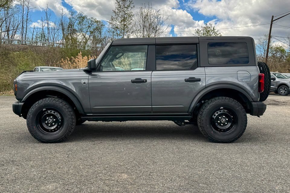 New 2026 Ford Bronco Big Bend w/ Black Diamond Package AWD/4WD image 6